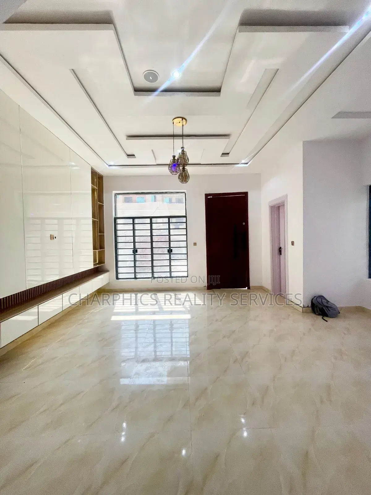 4bdrm Duplex in Ikota for sale
