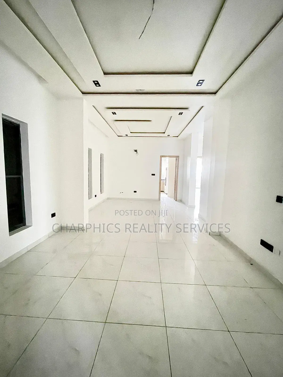 3bdrm Apartment in Ikate for sale