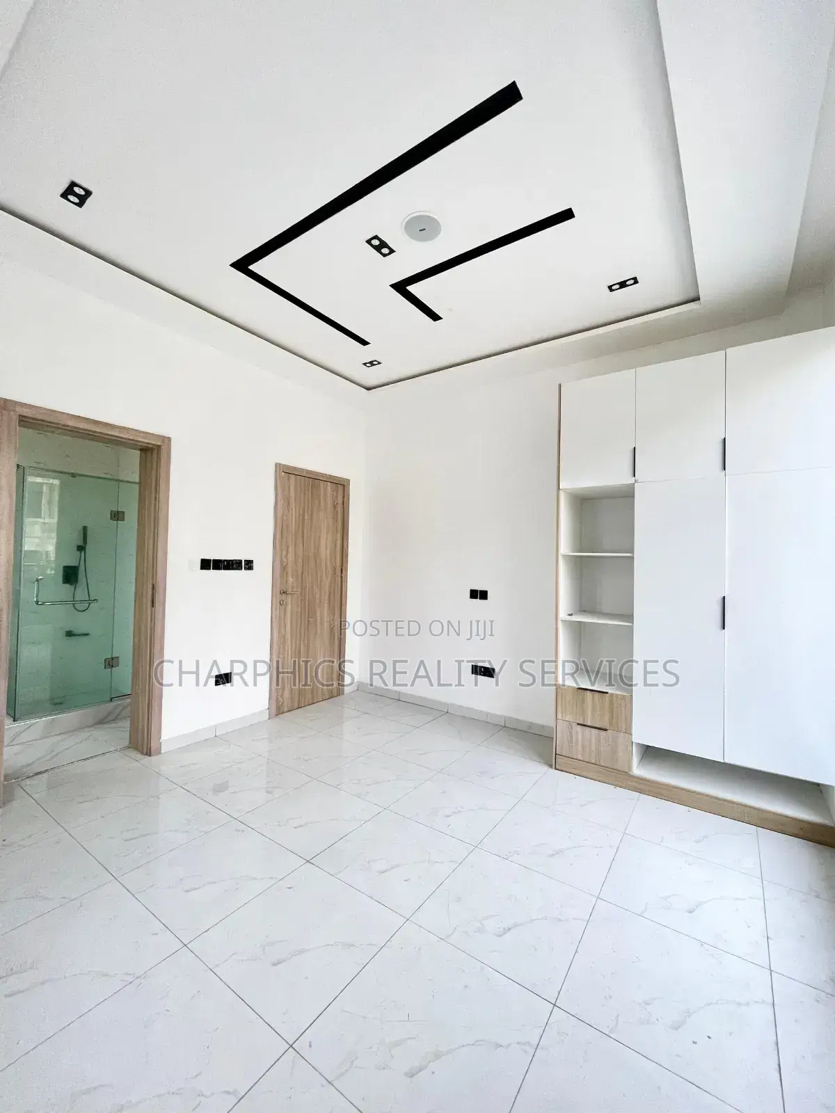 3bdrm Apartment in Ikate for sale