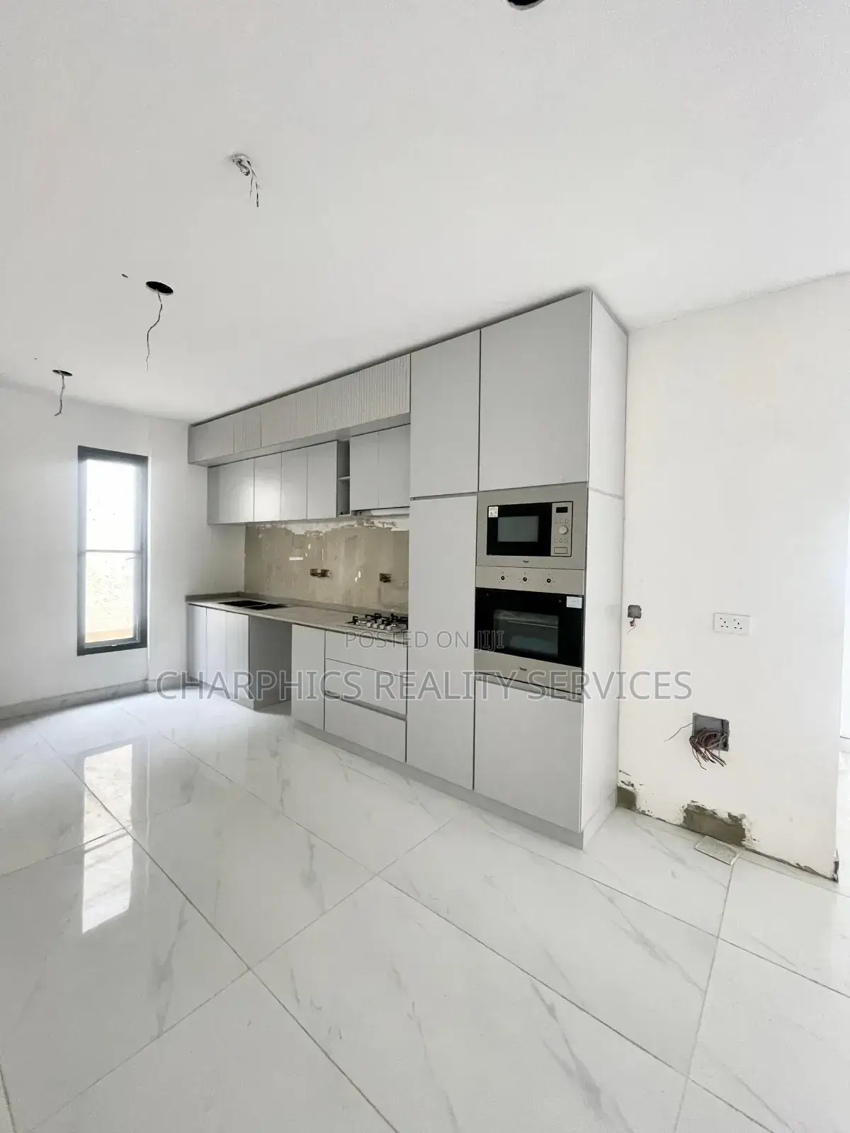 2bdrm Apartment in Lekki Phase 1 for sale