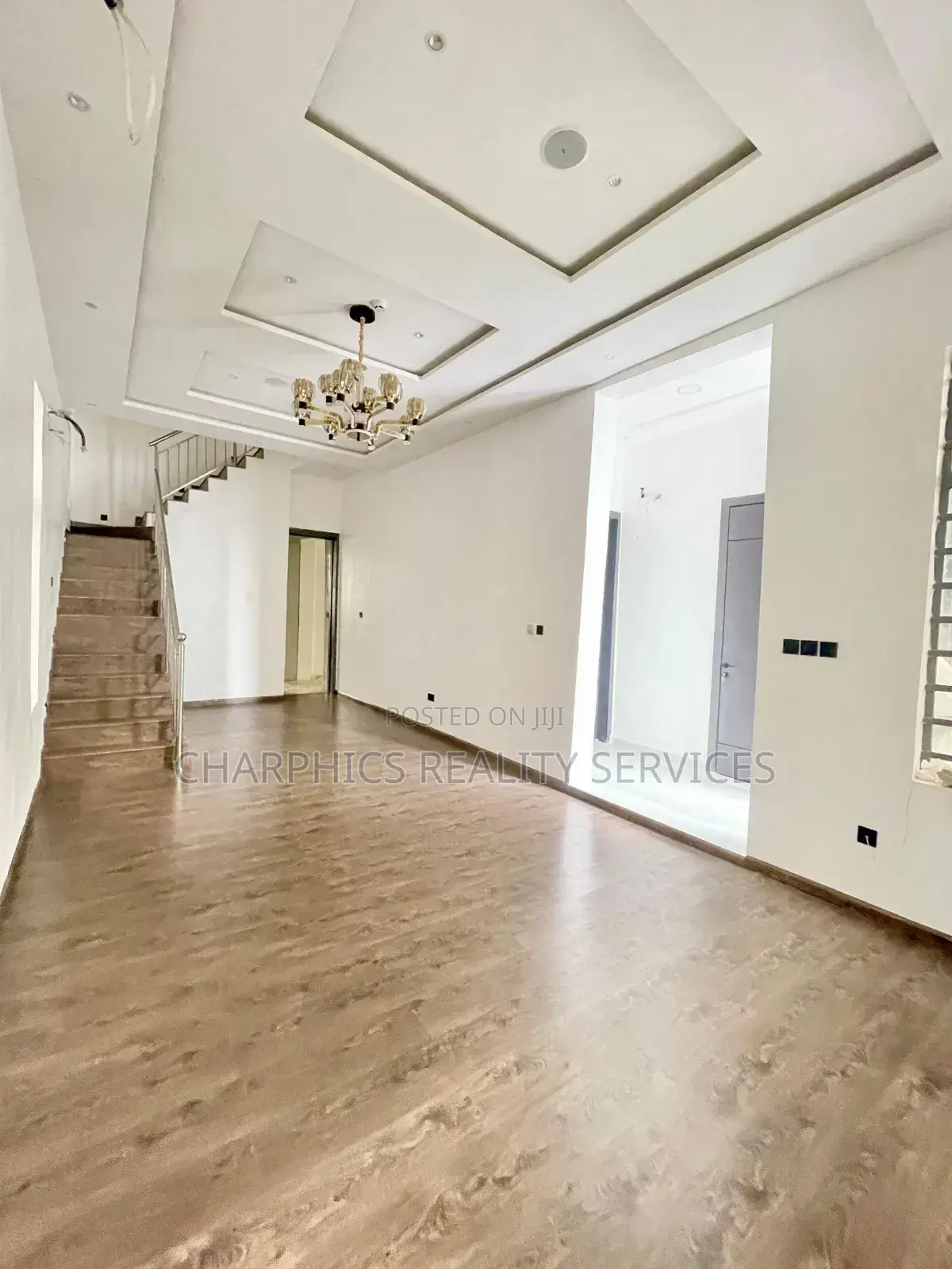 5bdrm Duplex in Ikate for sale