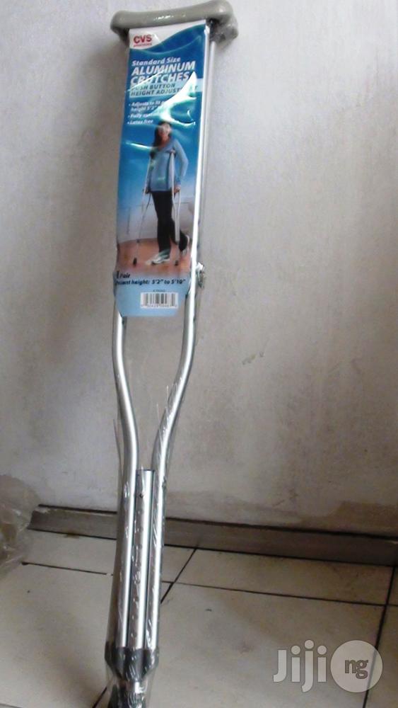 Underarm Aluminum Crutches