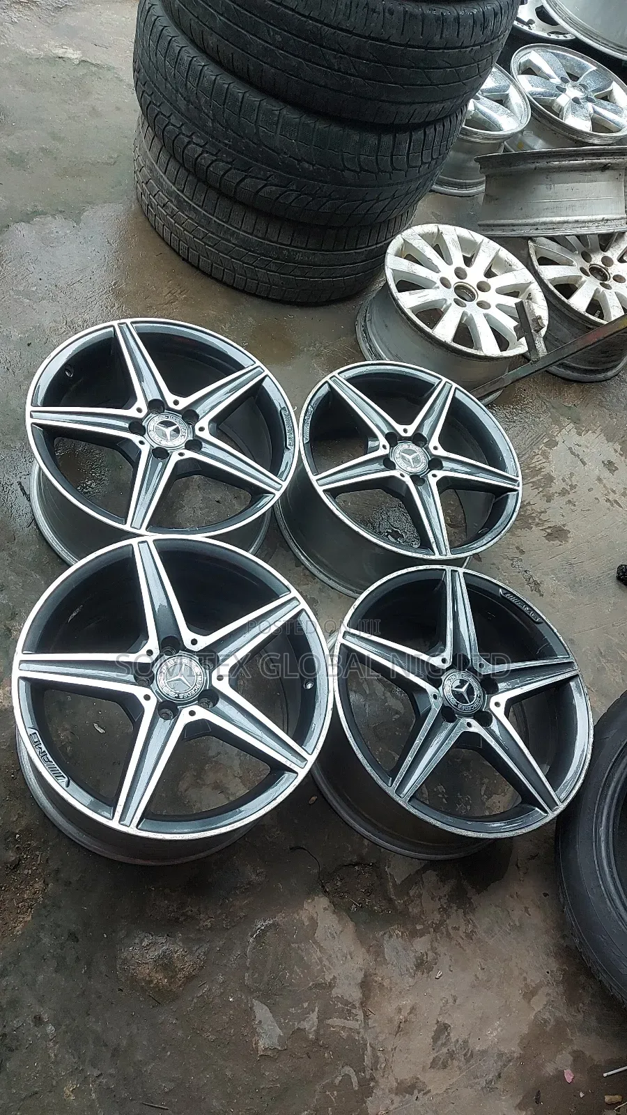 18inch C300 Alloyd Rim AMG.