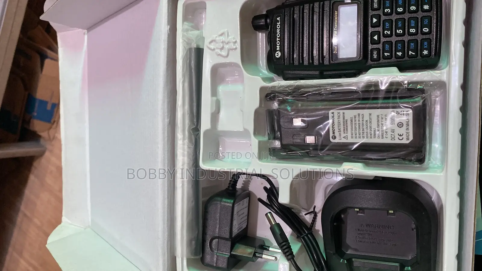 Motorola Mt-777 Two Way Radio Walkie Talkie