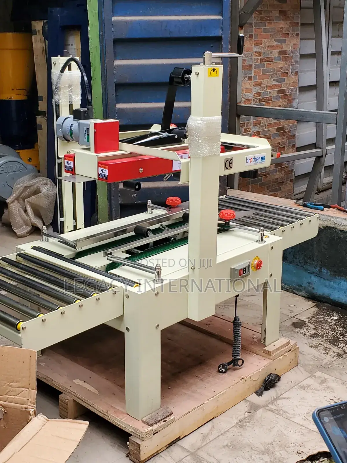 Semi Automatic Carton Sealer
