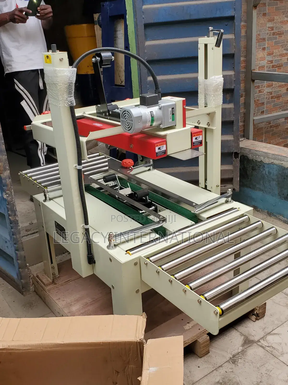 Semi Automatic Carton Sealer