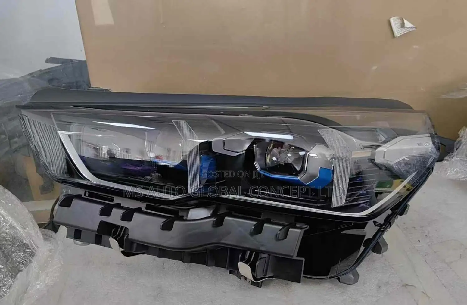 BMW 5 Series G60 Headlights