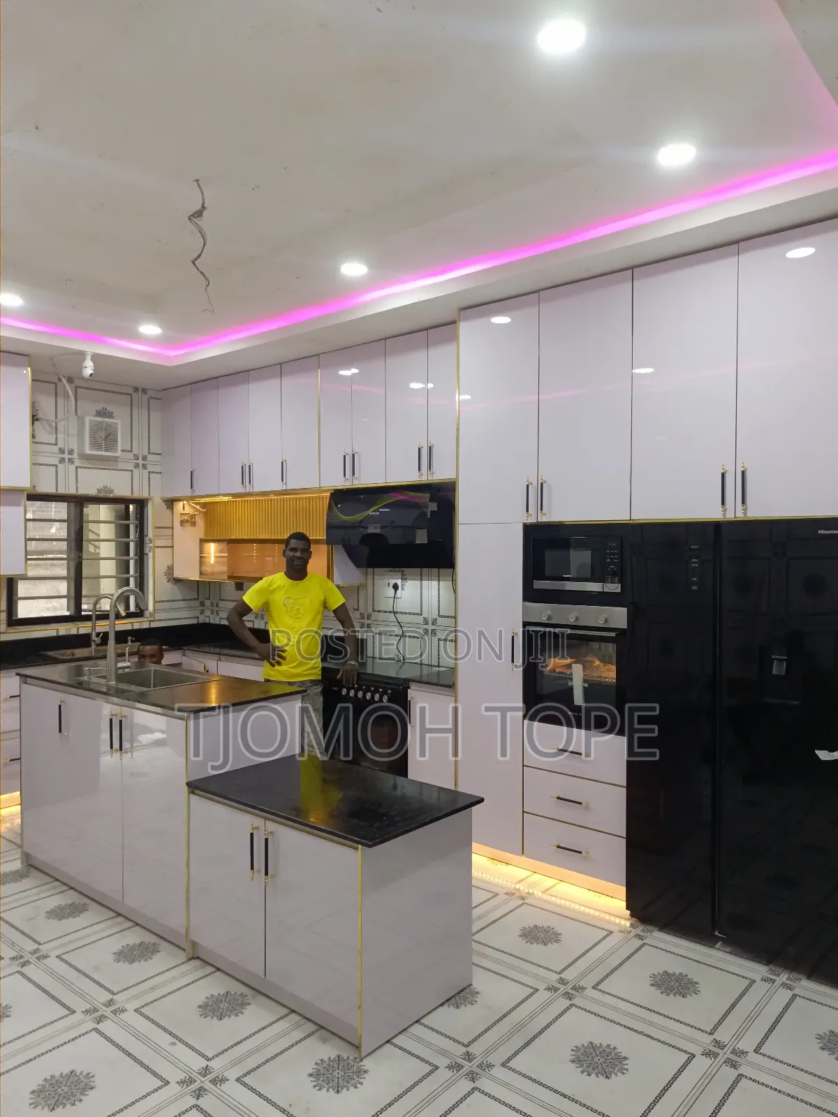 Kitchen Cabinet and Walldrop Chair Set Up