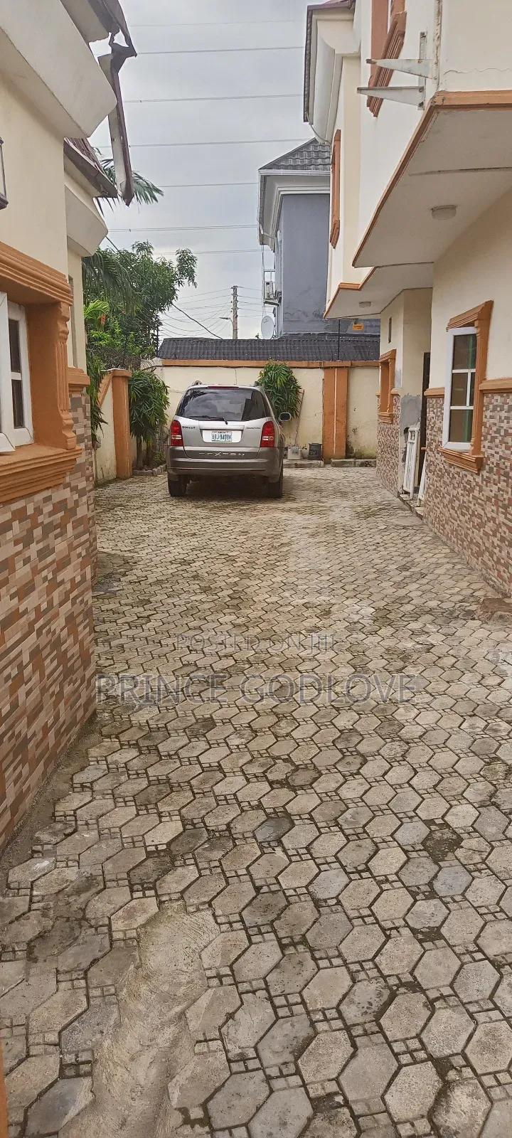 3bdrm Duplex in Dawaki for rent