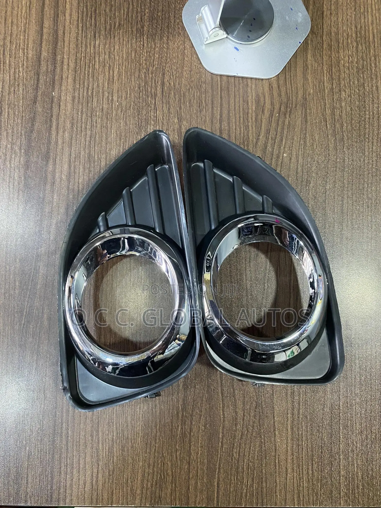 Fog Light Cover Camry 2010 Model