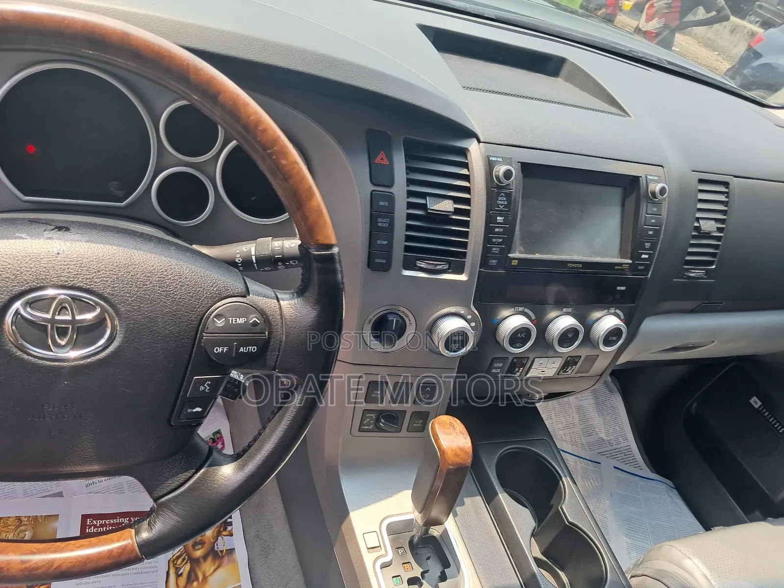 Toyota Sequoia 2015 Black