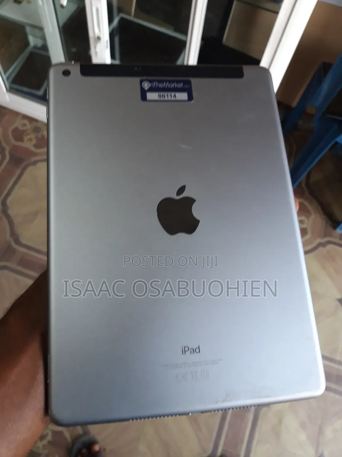 Apple iPad 9.7 32 GB Black