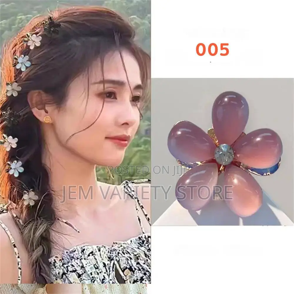 1pc Flower Petals Hair Claw Clip