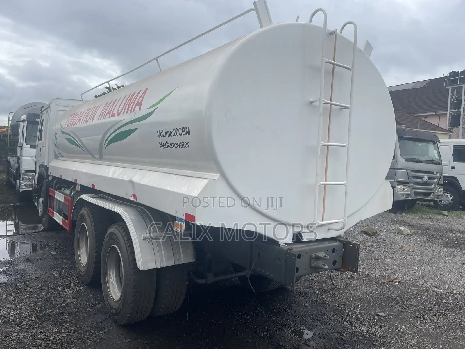 Foreign Used Howo Truck Water Tanker Truck.