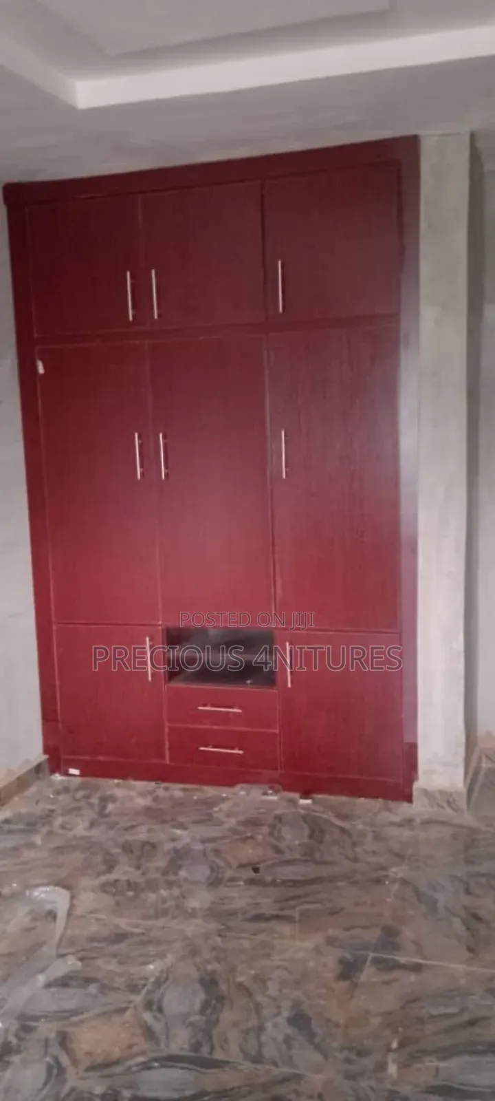 Wardrobe Cabinet