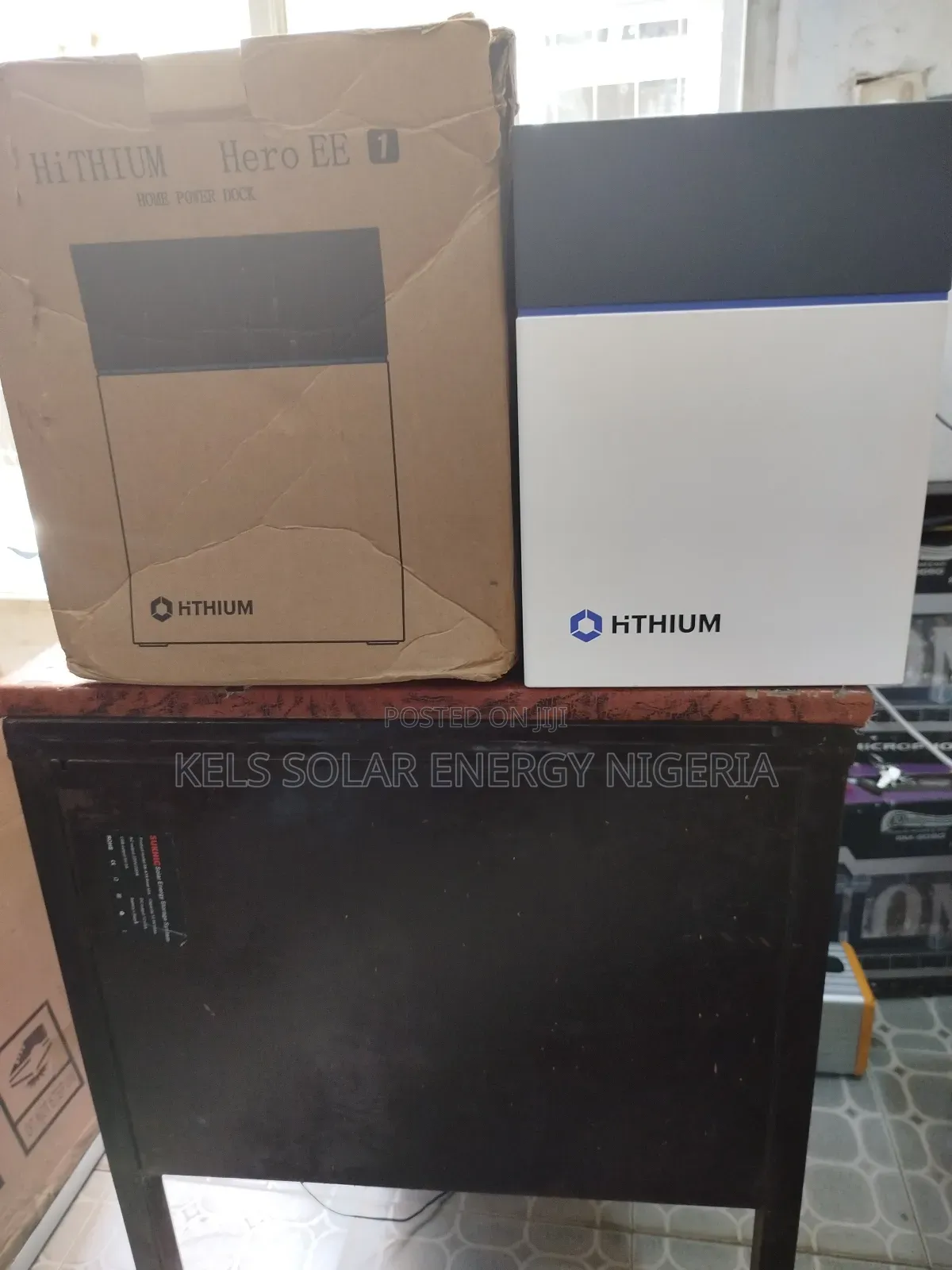 Hthium 1kwh Solar Generator With 200w Solar Panel