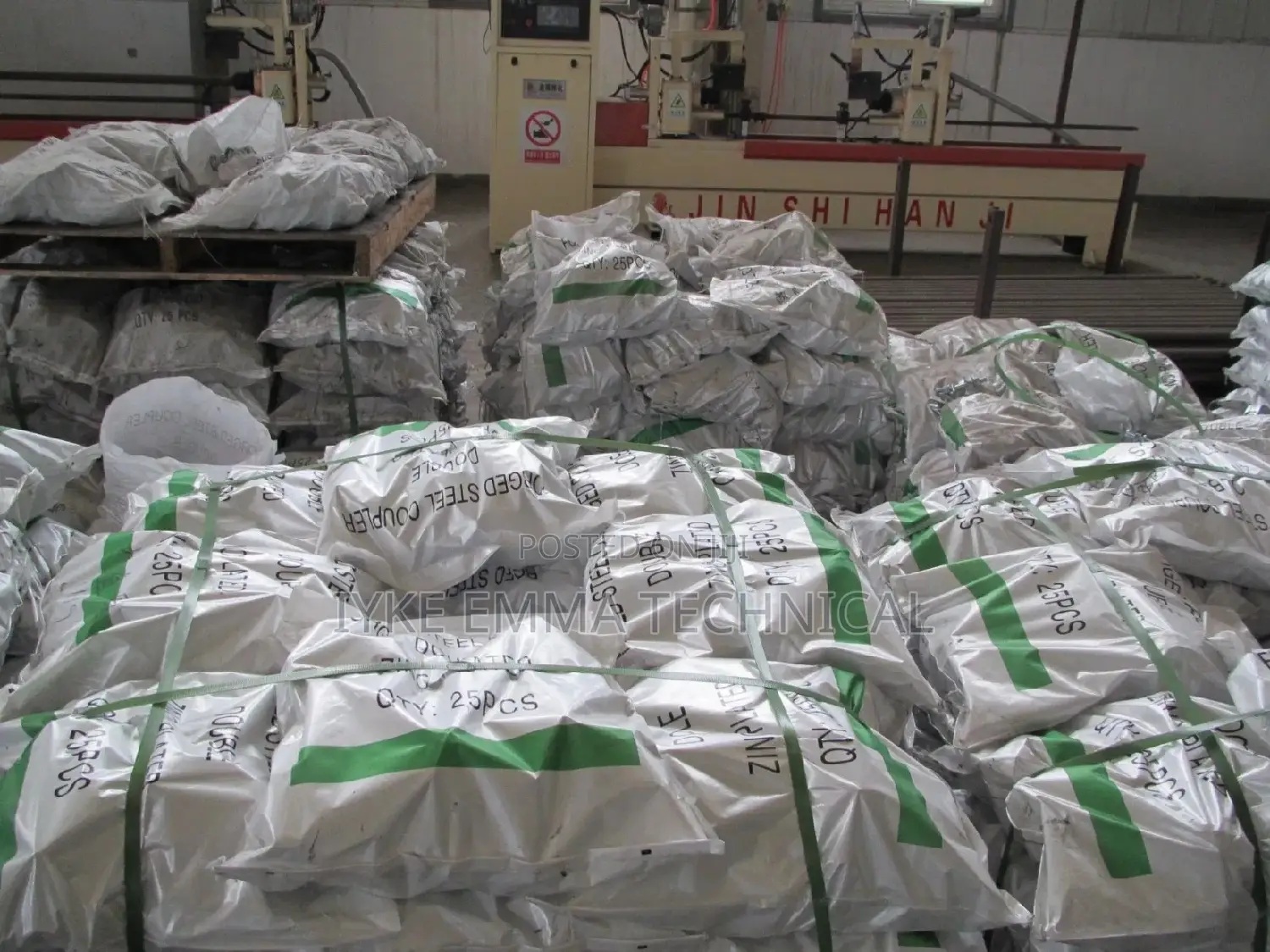 Dealers of All Sorts of Scaffolding Clips and Materials