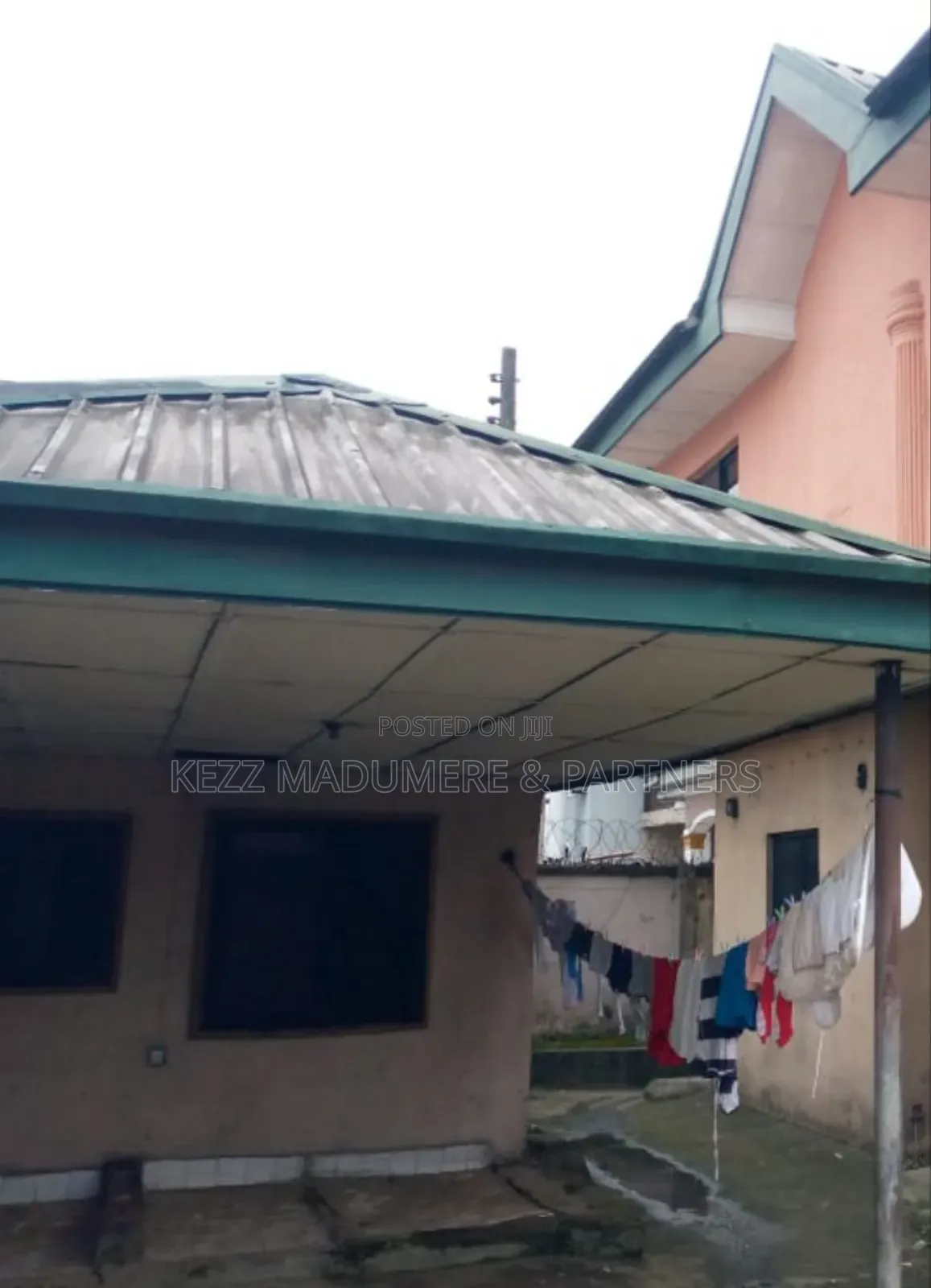 5bdrm Block of Flats in Woji , Port Harcourt for sale