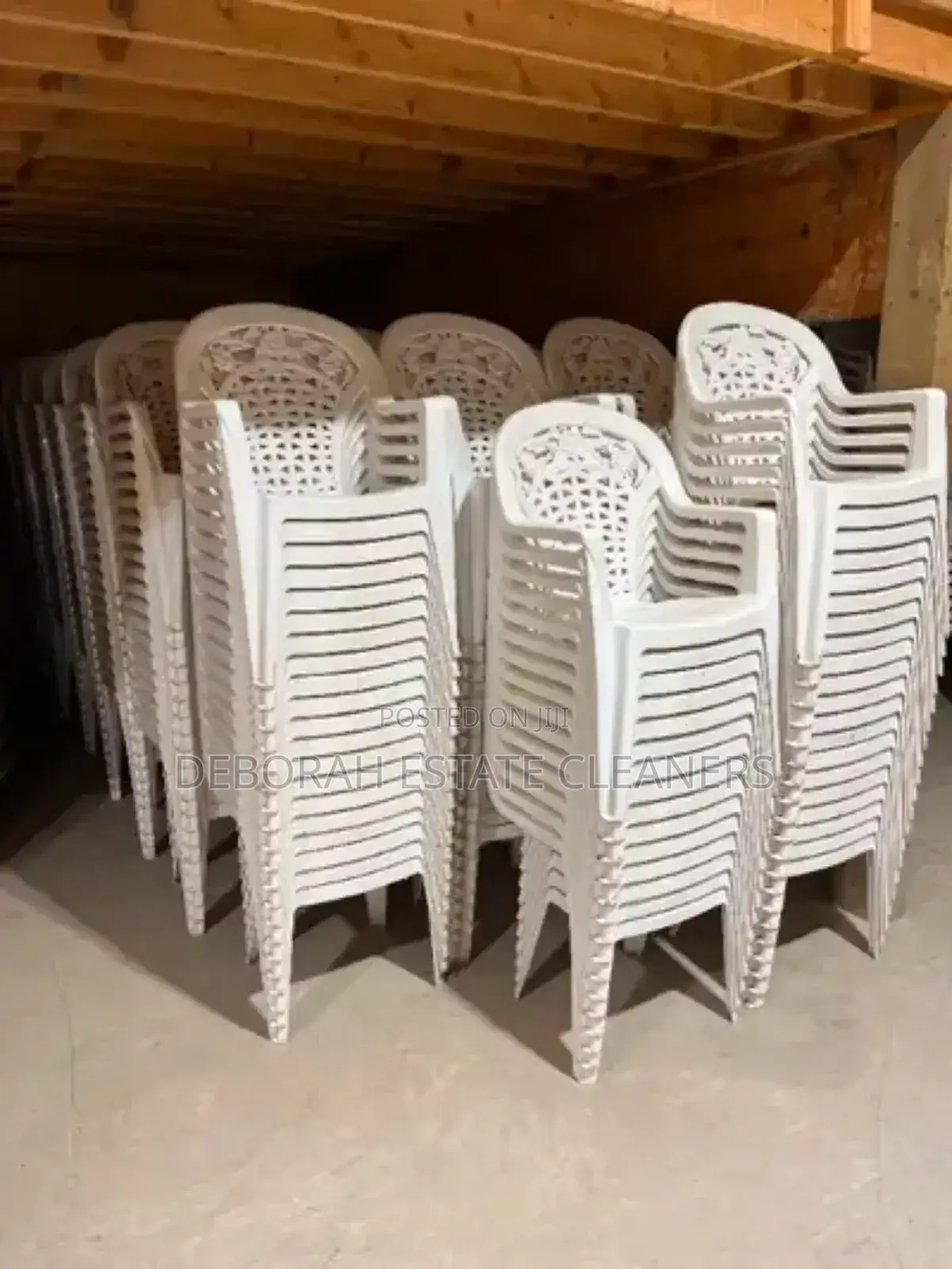 Comfortable White Chairs For Your Event
