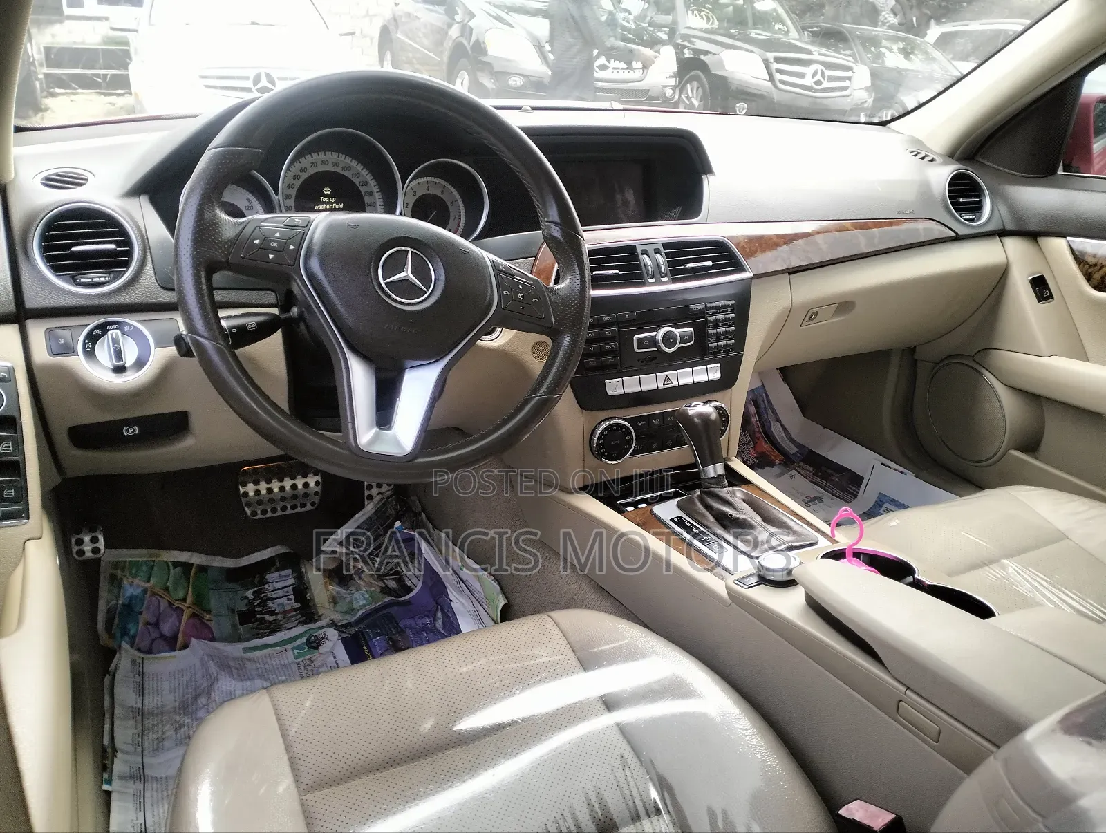 Mercedes-Benz C300 2014 Red