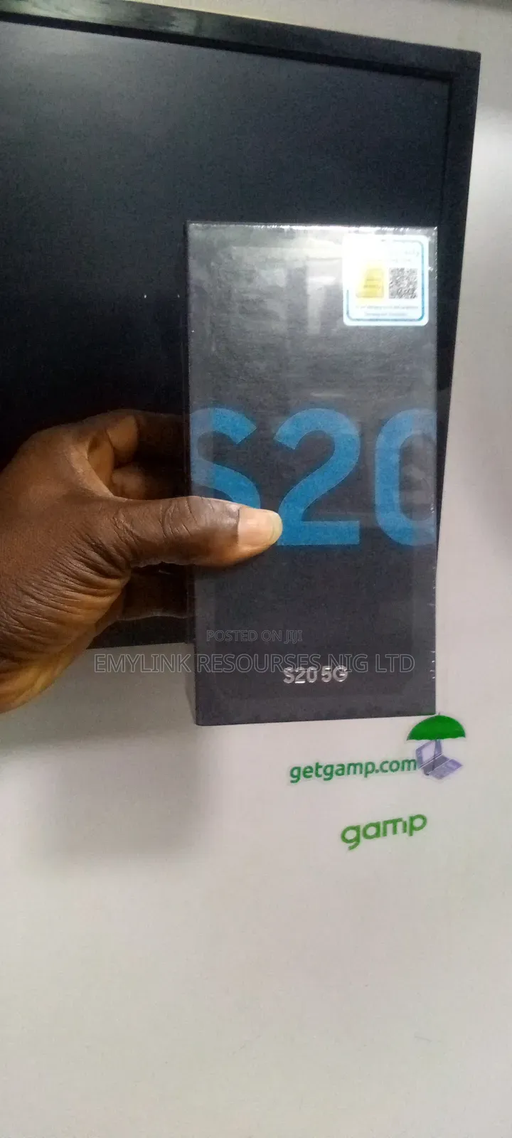 New Samsung Galaxy S20 128 GB Blue