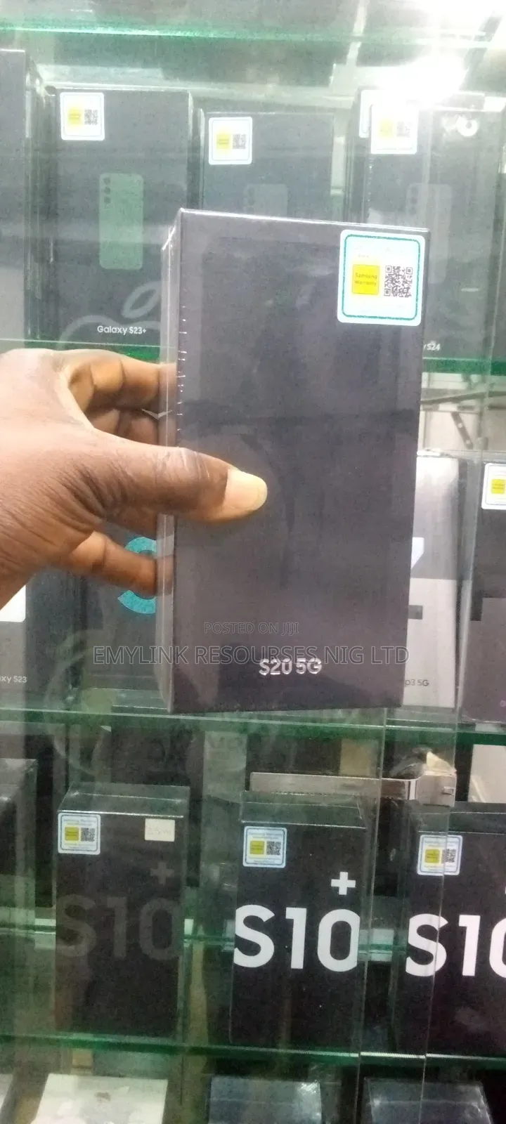 New Samsung Galaxy S20 128 GB Black