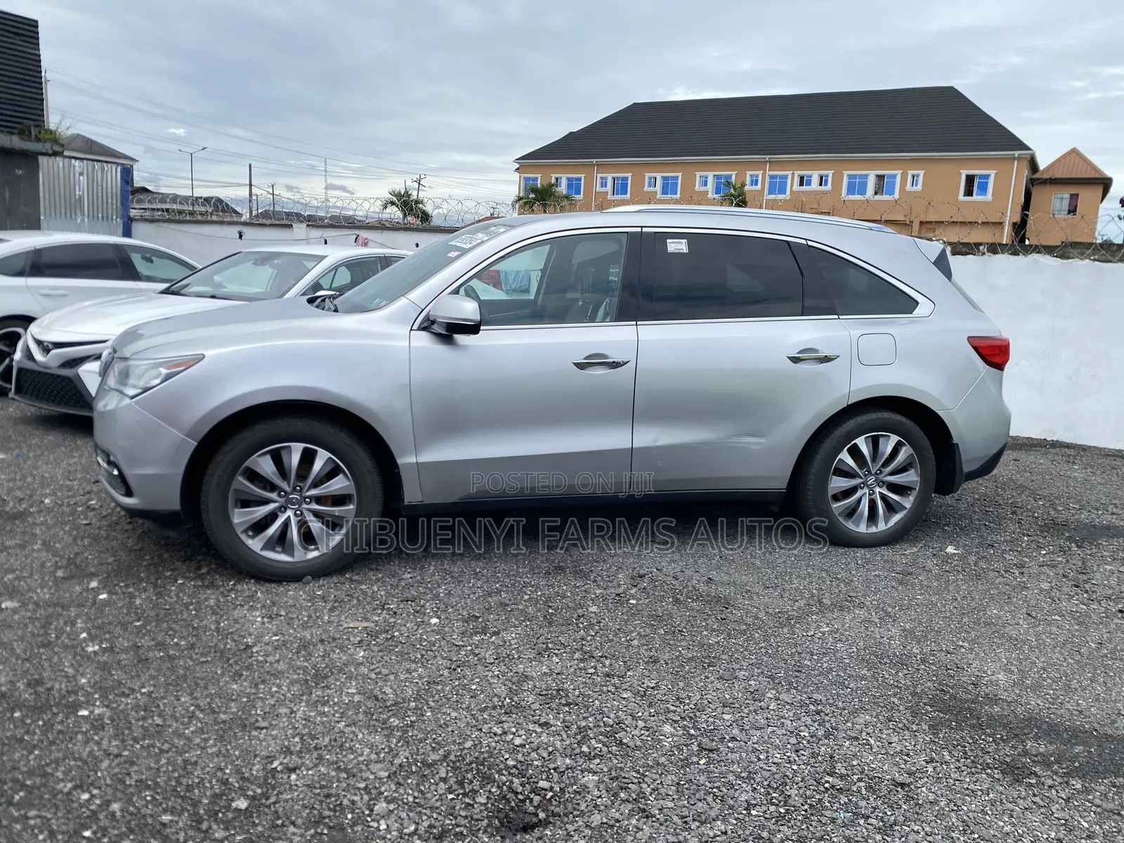 Acura MDX Advance and Entertainment Packages 4dr SUV (3.5L 6cyl 6A)