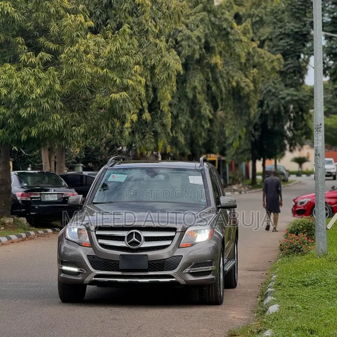Mercedes-Benz GLK-Class 350 4MATIC 2014 Gray