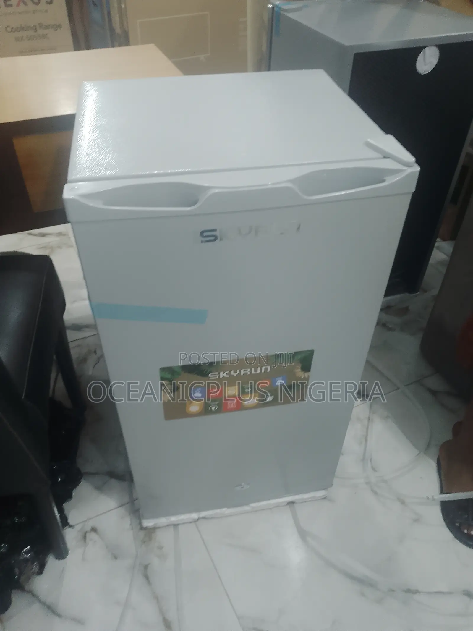 Light Weight Skyrun 90L Single Door Refrigerator