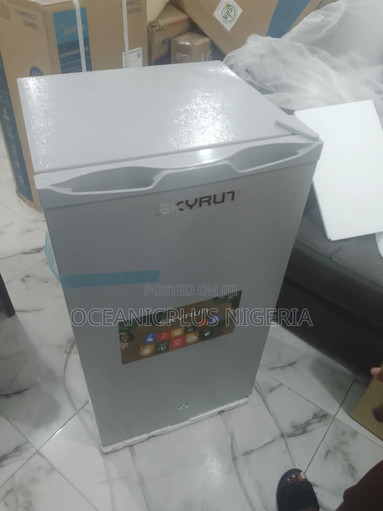 Fully Available-90l-Skyrun-Single Door Refrigerator