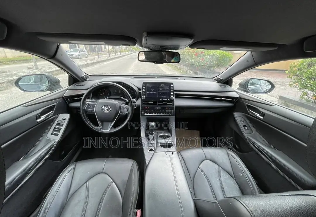 Toyota Avalon 2019 Gray