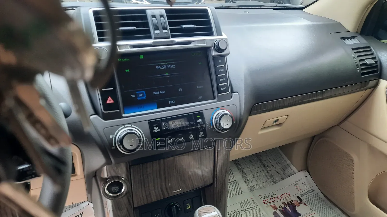 Toyota Land Cruiser Prado 2017 White