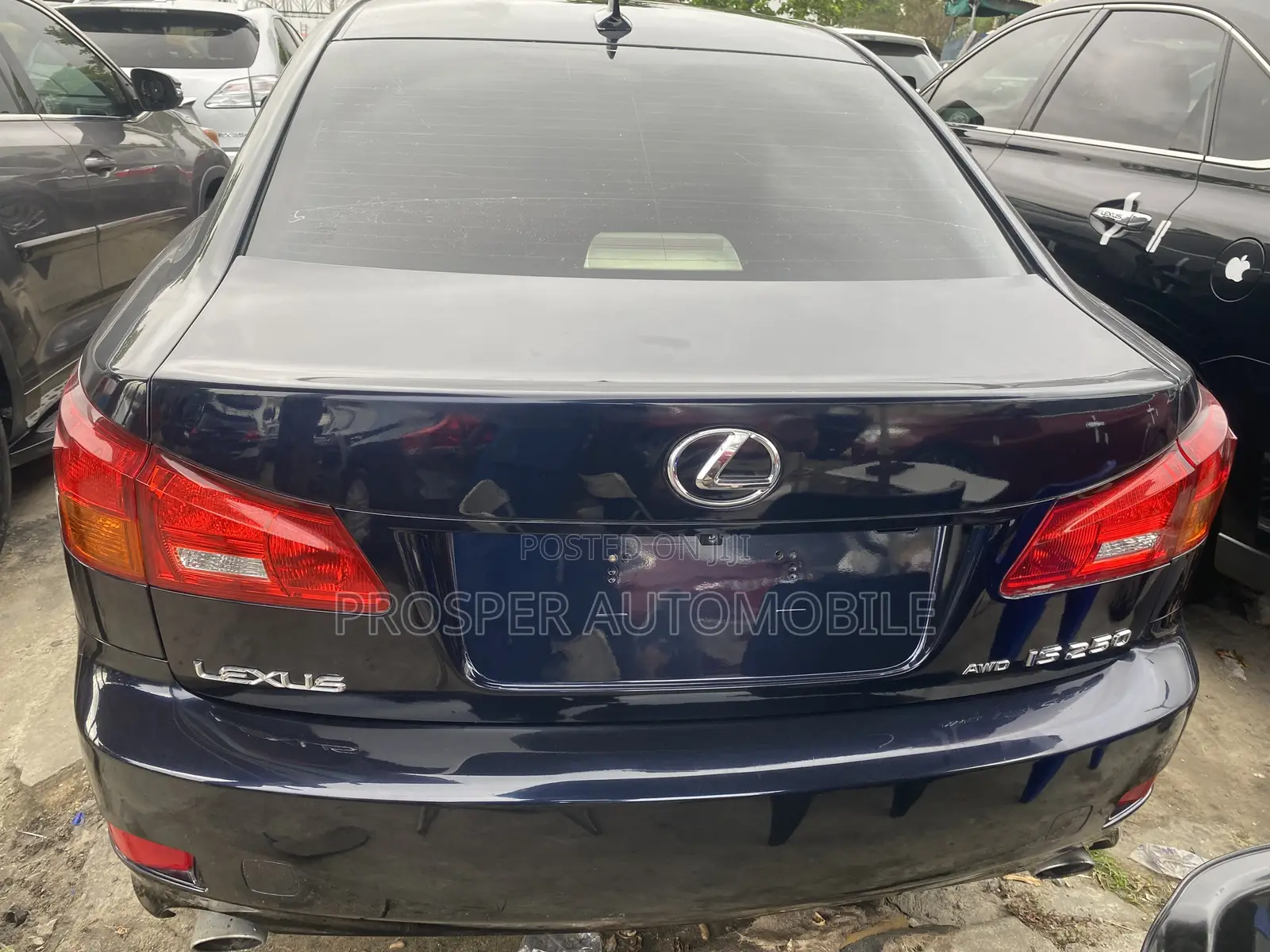 Lexus IS 250 4WD 2009 Blue