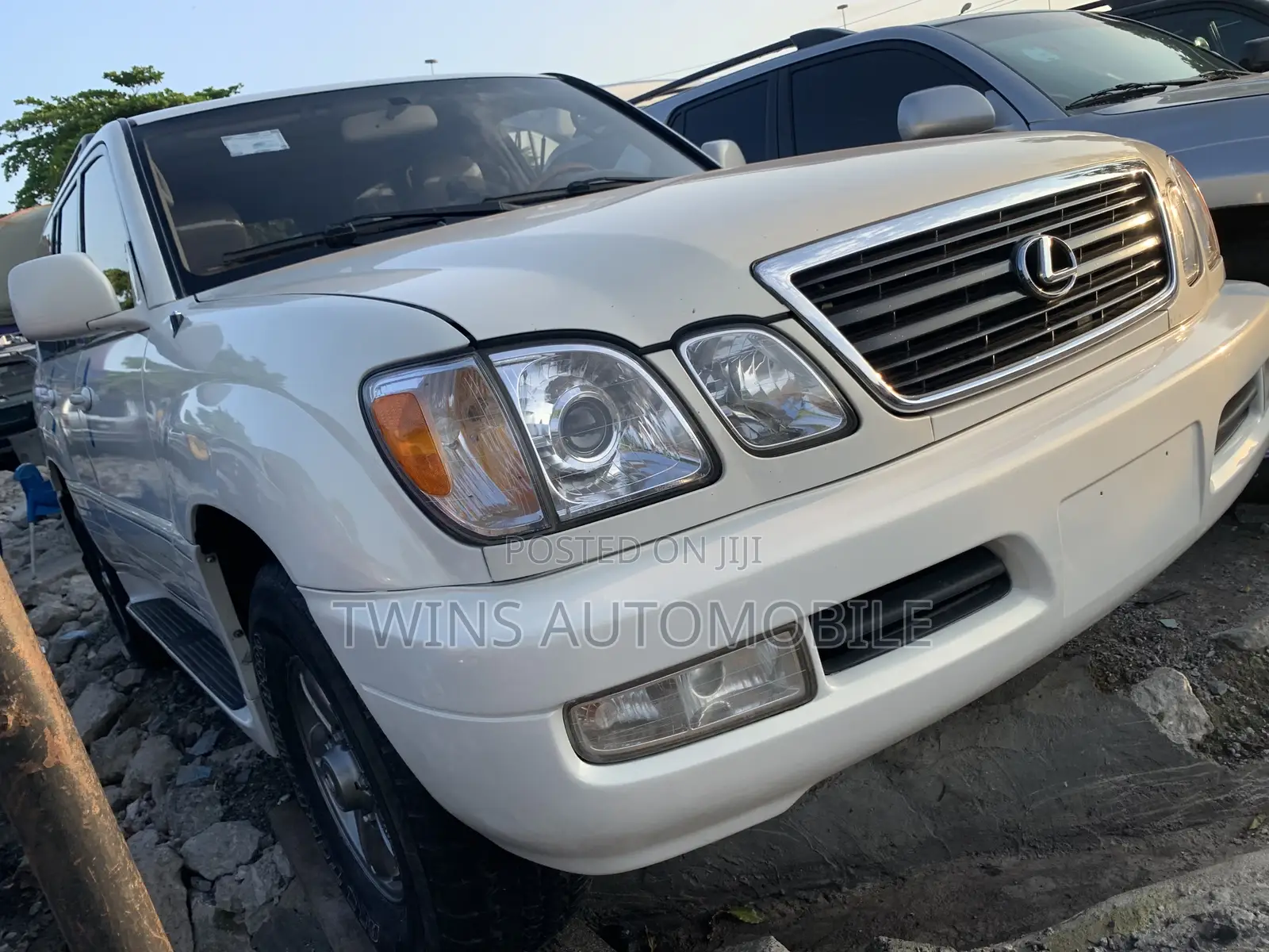 Lexus LX 470 Sport Utility 2006 White