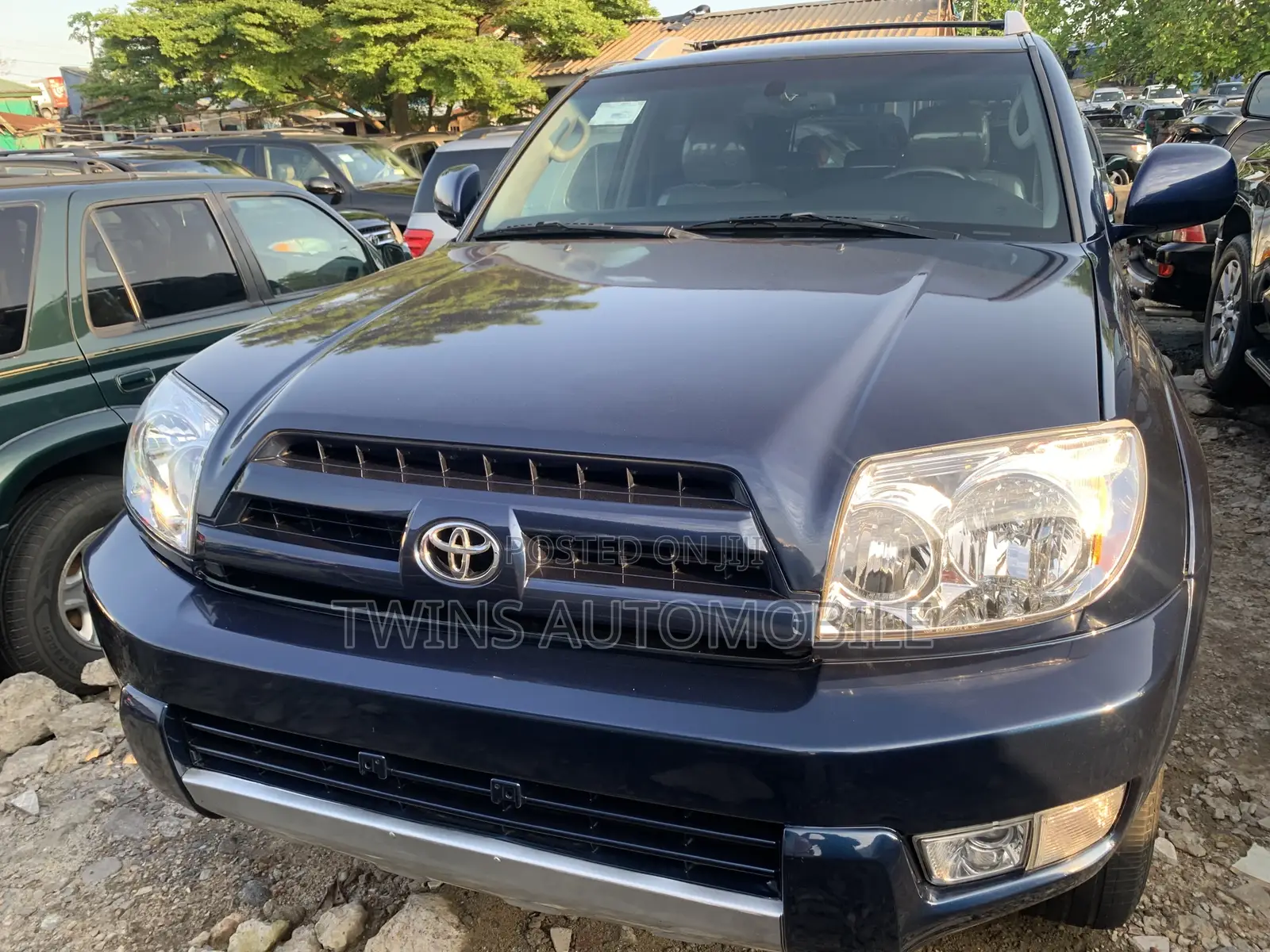 Toyota 4-Runner Limited V8 4x4 2005 Blue