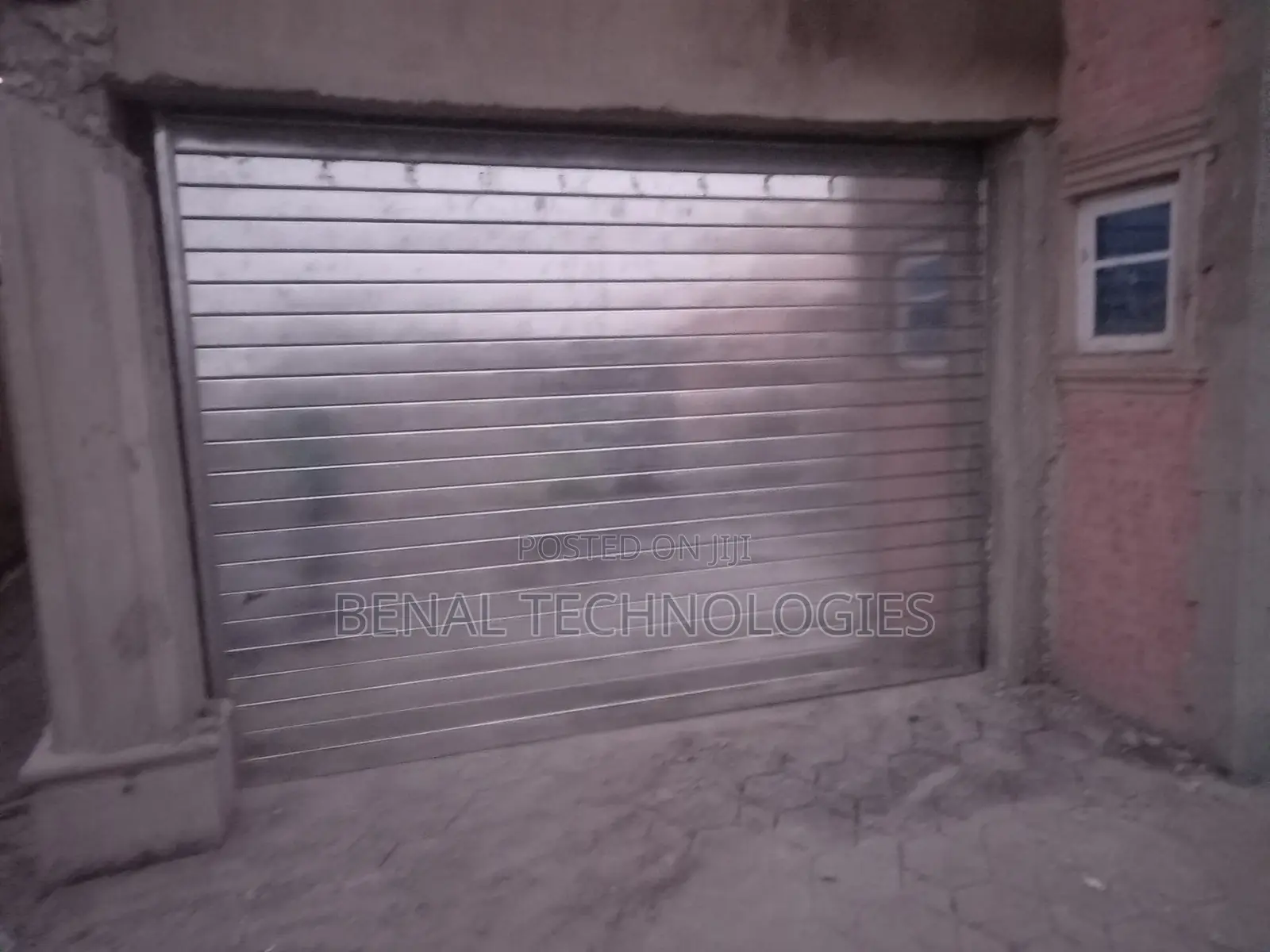 Quality Service for Garage Doors Paired With Roller Gates