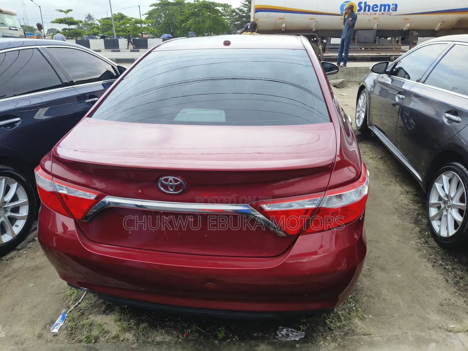 Toyota Camry 2016 Red