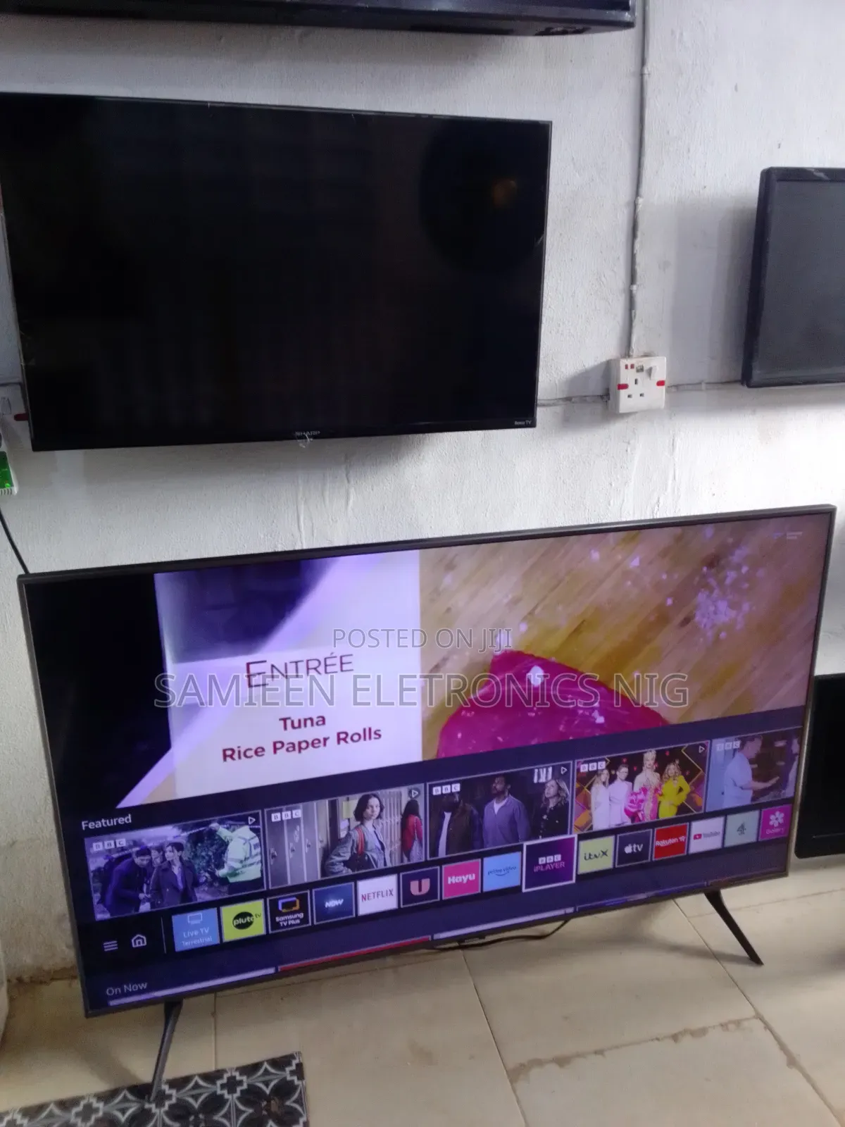50 Inch Samsung QLED UHD Smart TV( Latest Tech, UK Imported