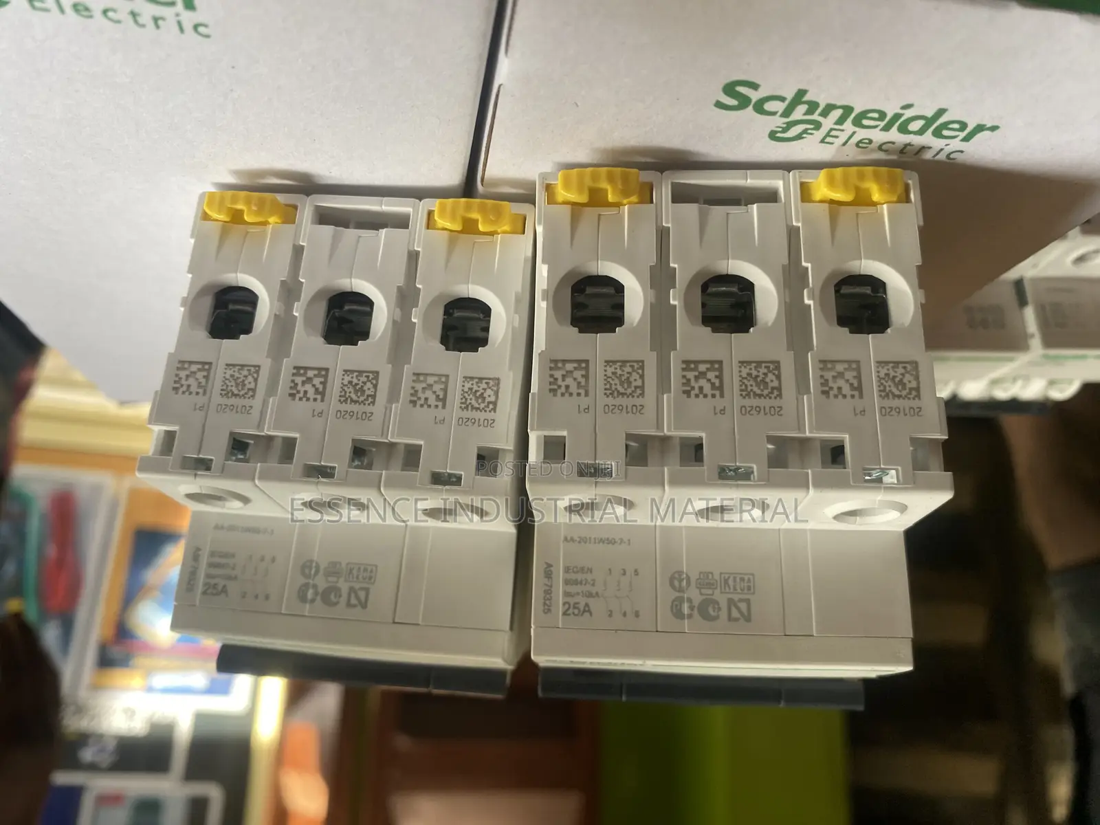 Breaker 3polo 25A