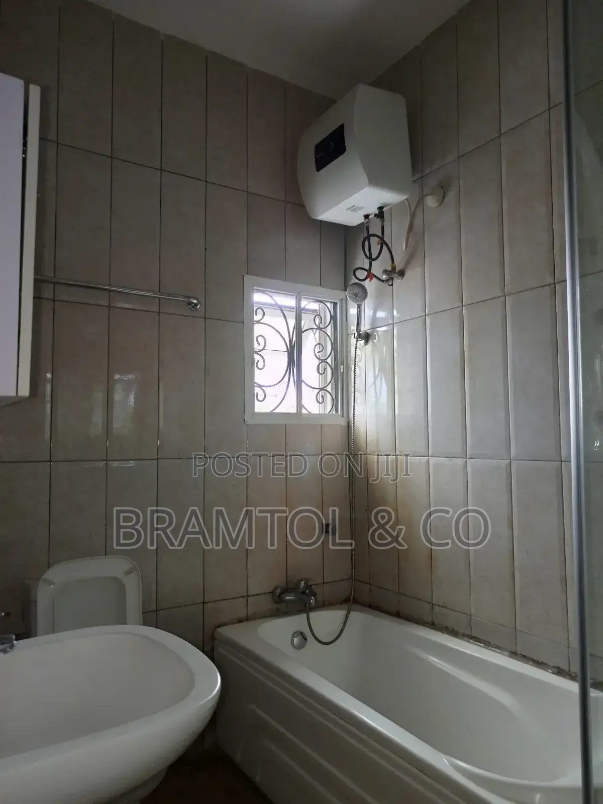 2bdrm Bungalow in Wuye for rent