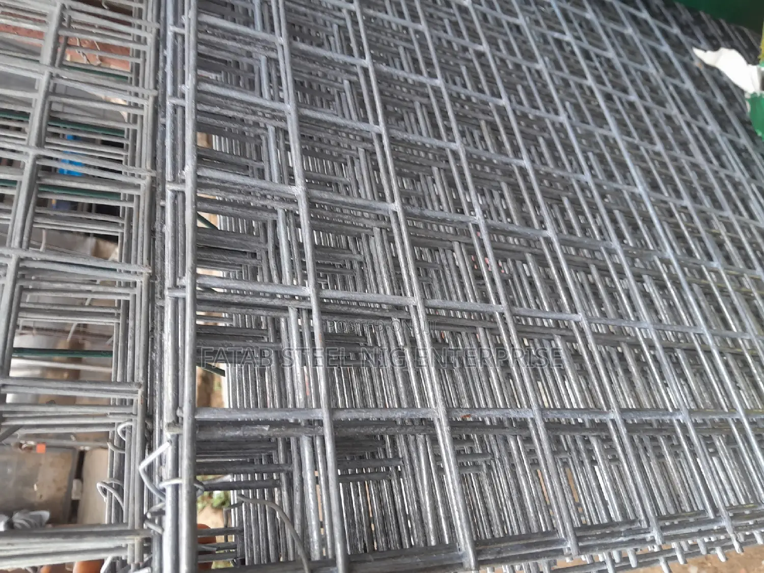 Hot Dipped Galvanise 50x50 Mesh Wire 4mm Thickness