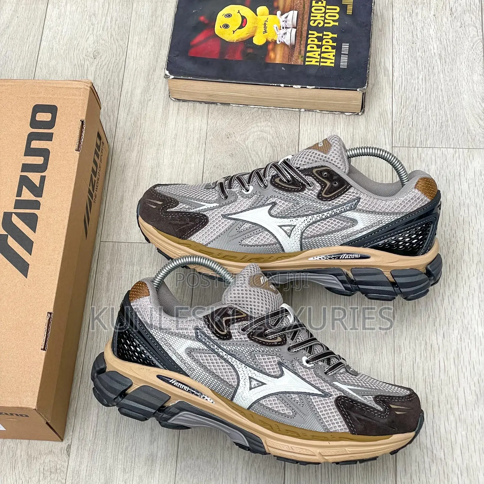Original Mizuno Wave Rider 10 Sneakers Collections