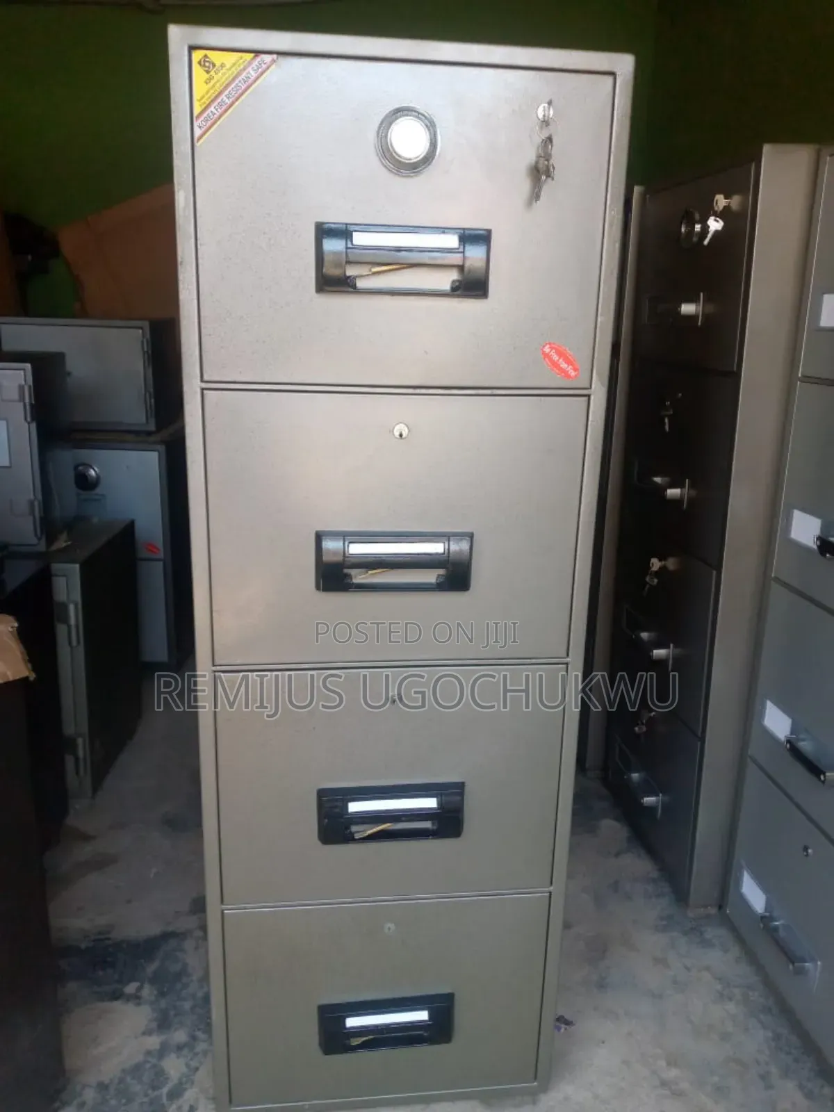 4 Drawal Fireproof Cabinet