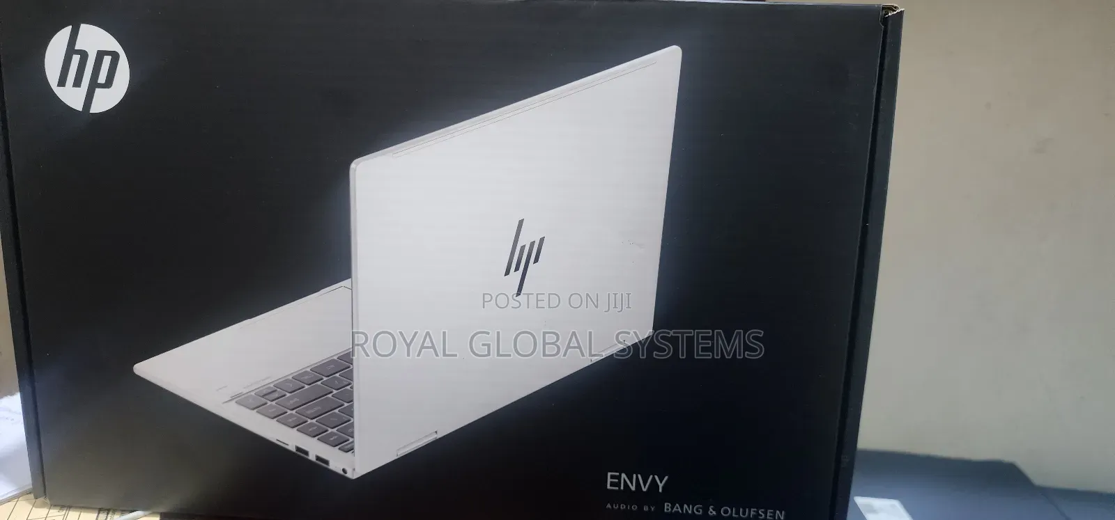 New Laptop HP Envy X360 16GB Intel Core i7 SSD 512GB