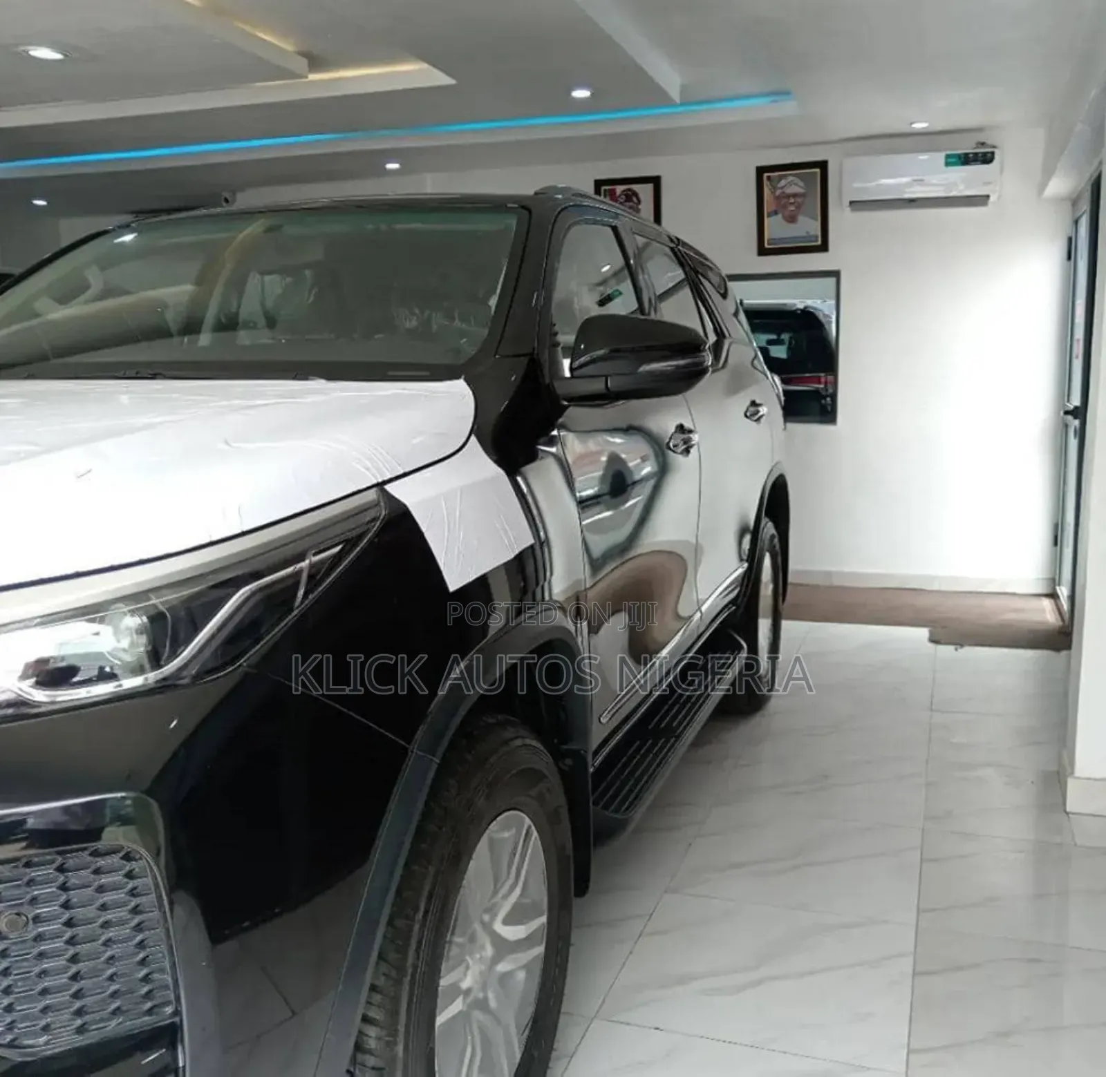 New Toyota Fortuner 4.0 RWD 2023 Black