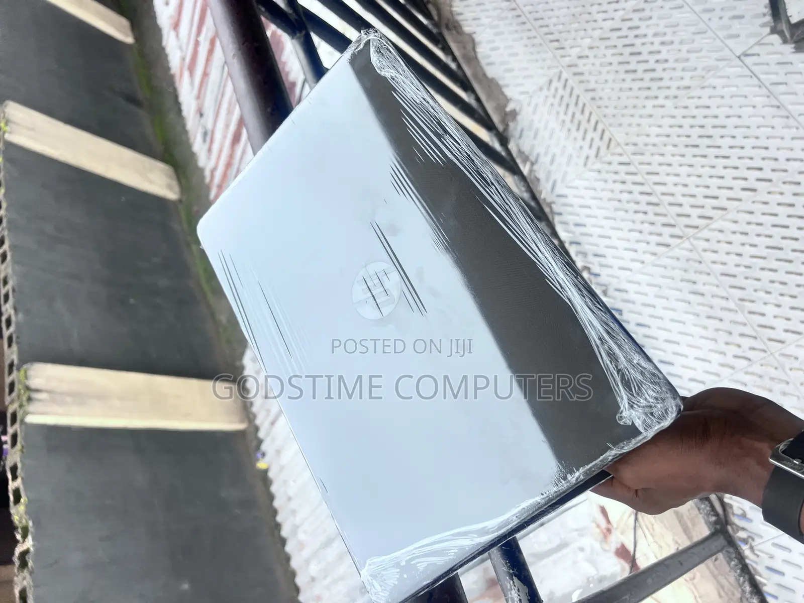 New Laptop HP 15 4GB AMD Ryzen 5 SSD 256GB