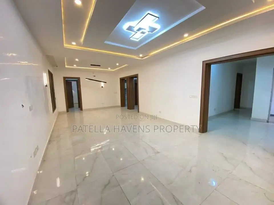 5bdrm Duplex in Wuye for sale