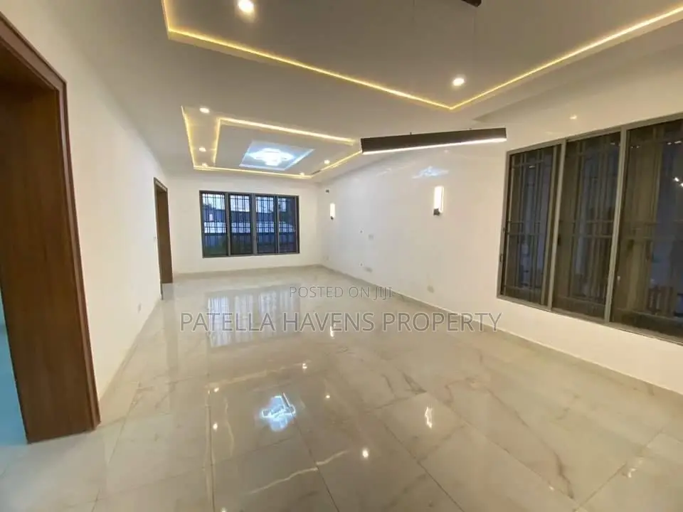 5bdrm Duplex in Wuye for sale