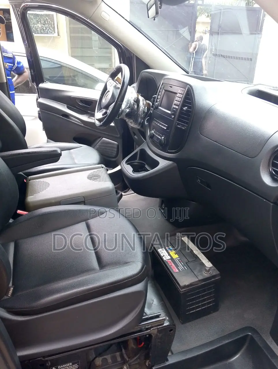 Mercedes-Benz Metris 2.0 FWD 2017 Black