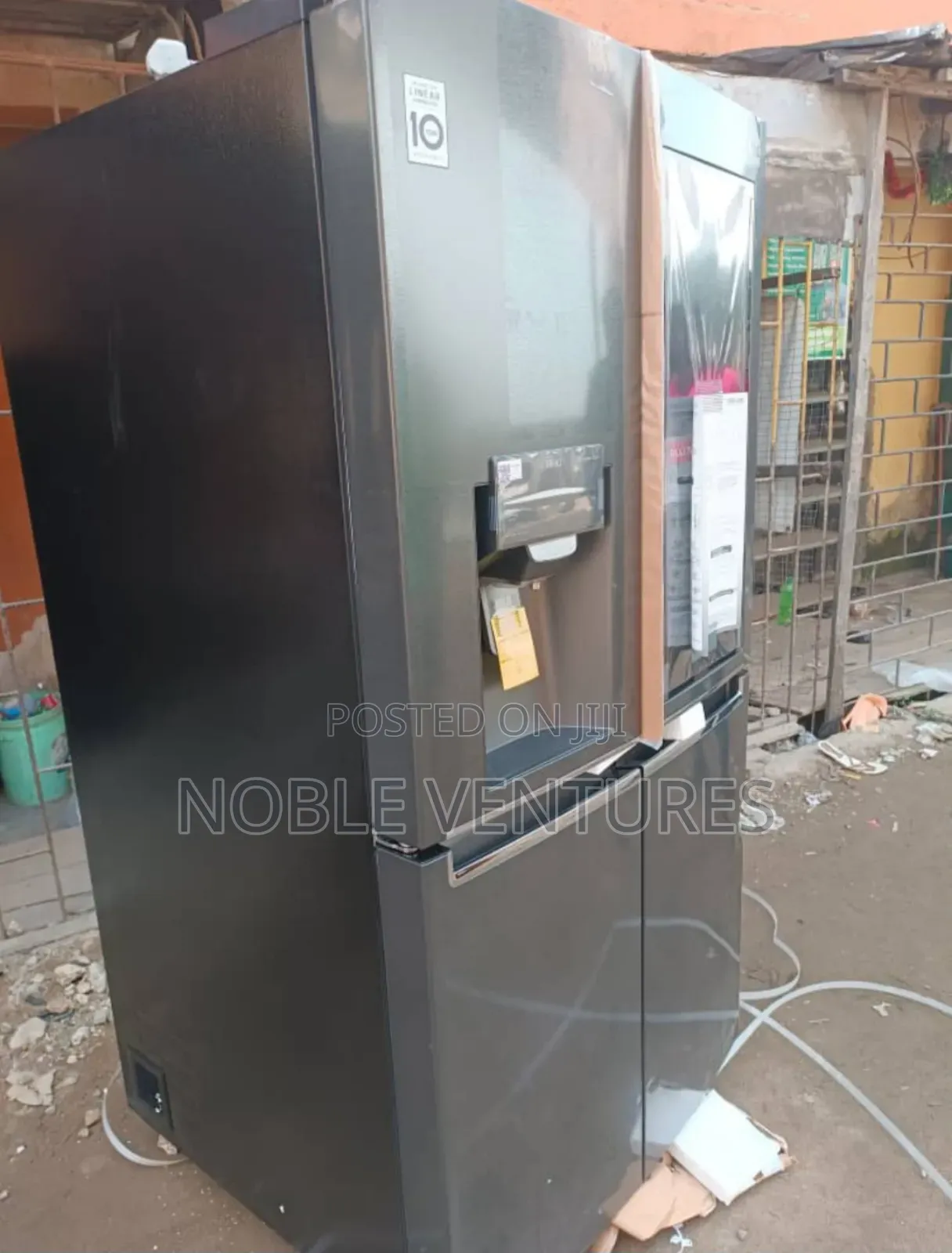 LG Inverter Side by Side Water Dispenser and Ice Maker